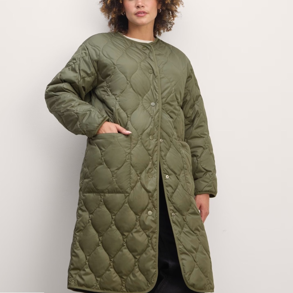 Everlane Long Quilted Liner